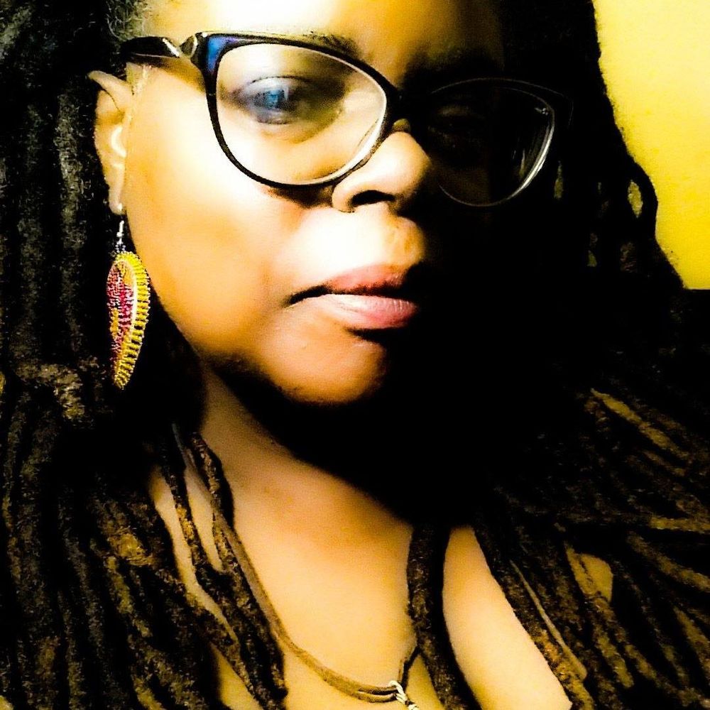 Vintage designer handbags & accessories